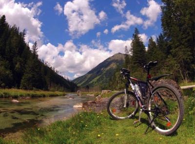 Longa River Bike img